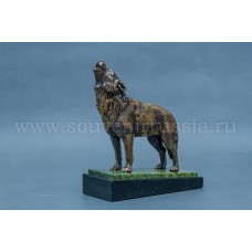 Скульптура "Волк"
